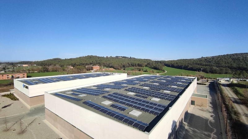 Escubedo installs 1,368 solar panels and avoids the emission of 303 tons of CO2 per year